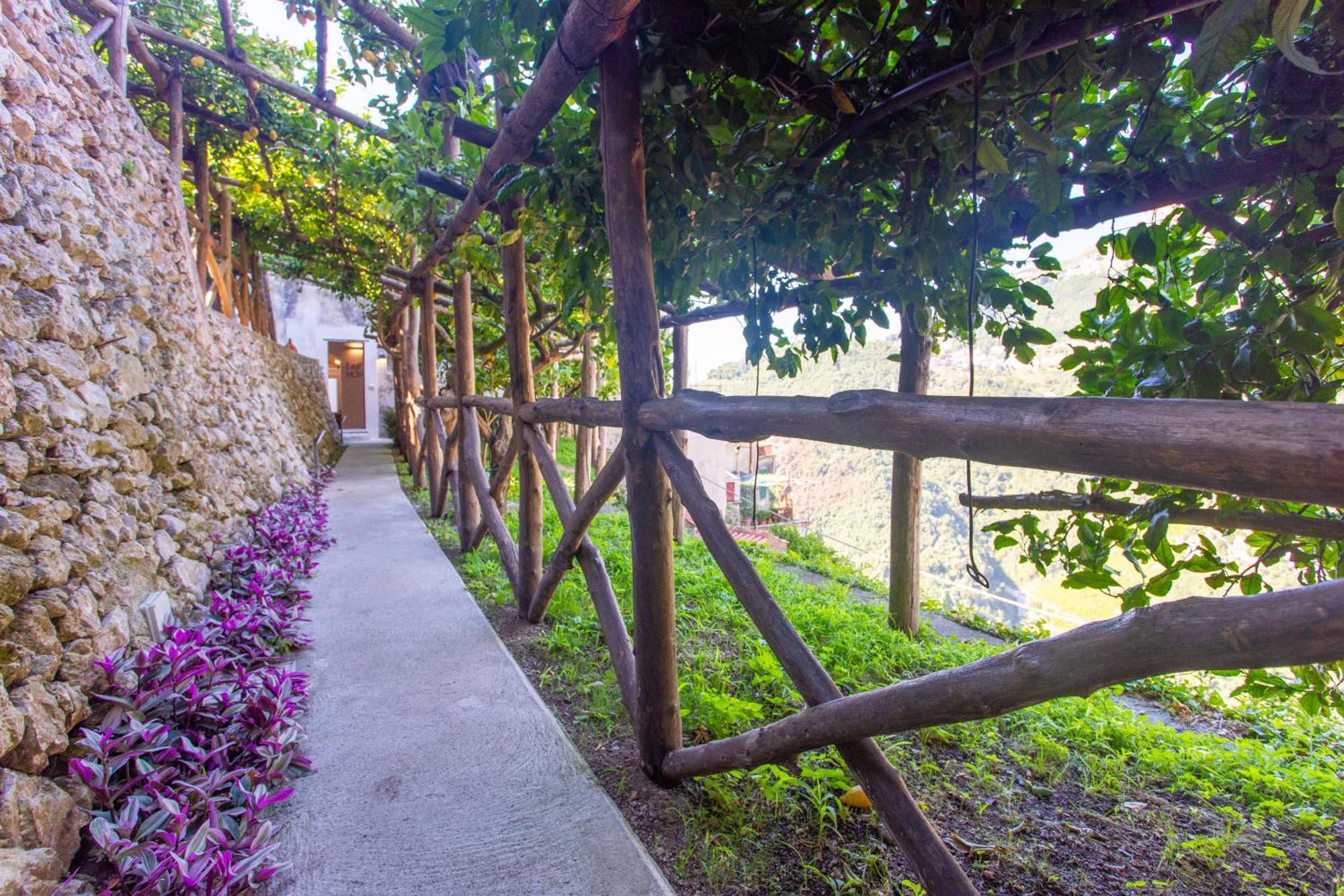 Poggio Angelarosa: Lemon Garden Stay&Relax Scala Esterno foto